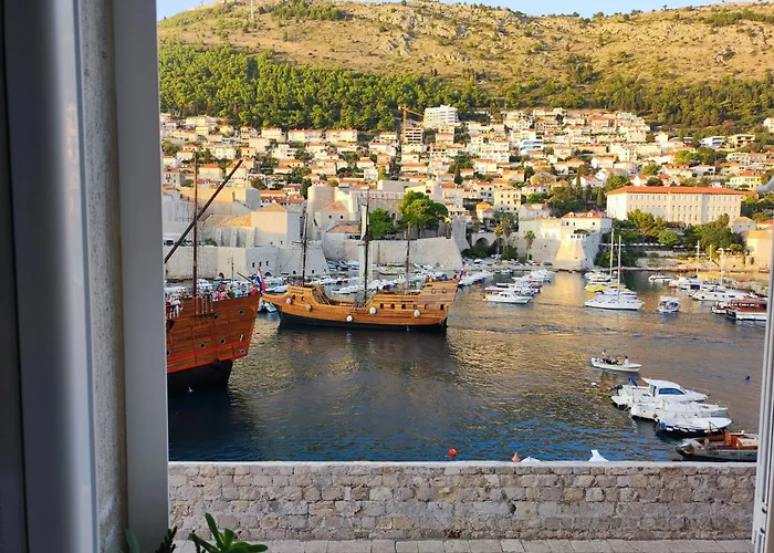 Brand New Apartment With Old Port View- Mala Vrata