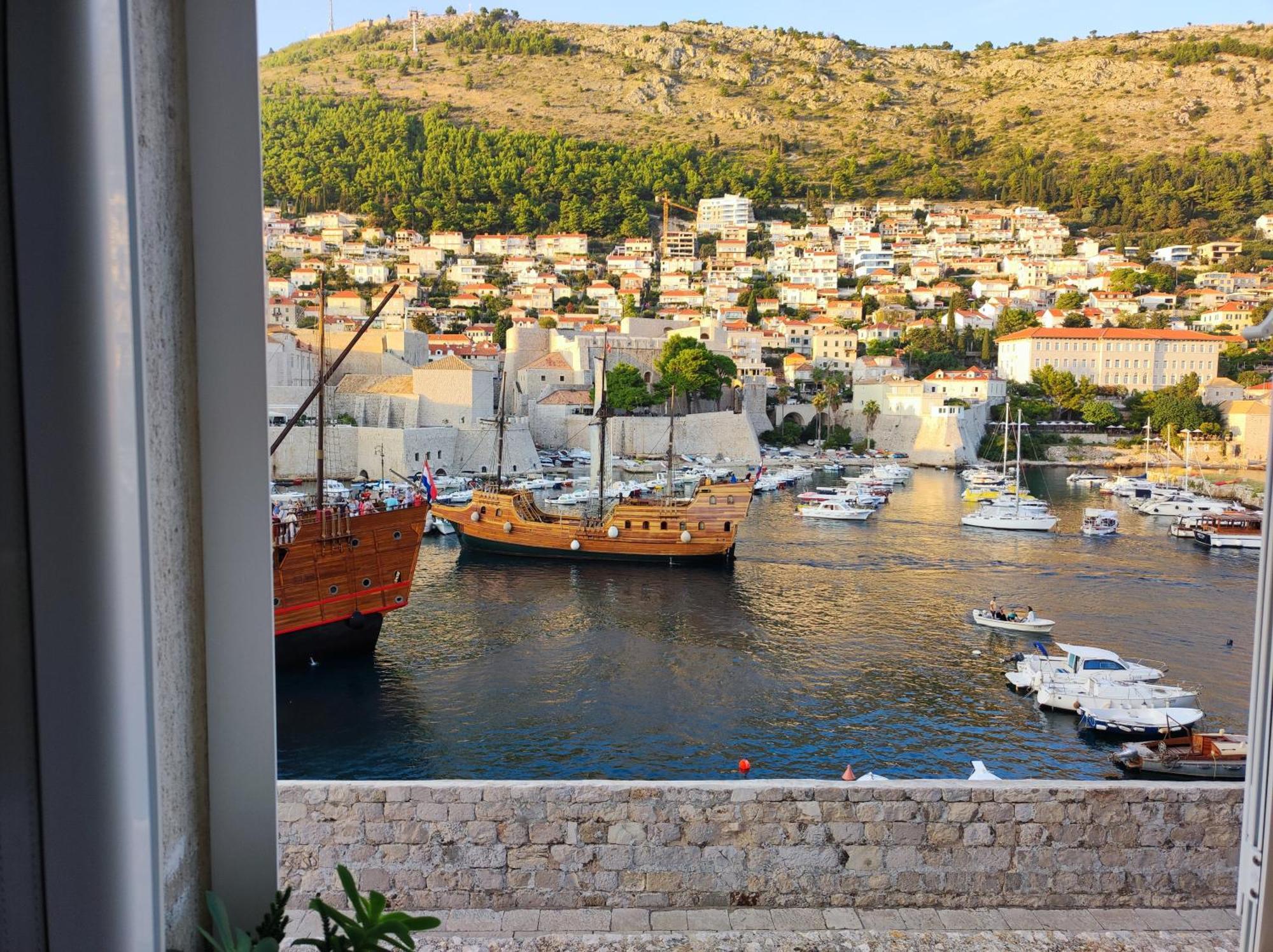 Brand New With Old Port View- Mala Vrata Dubrownik