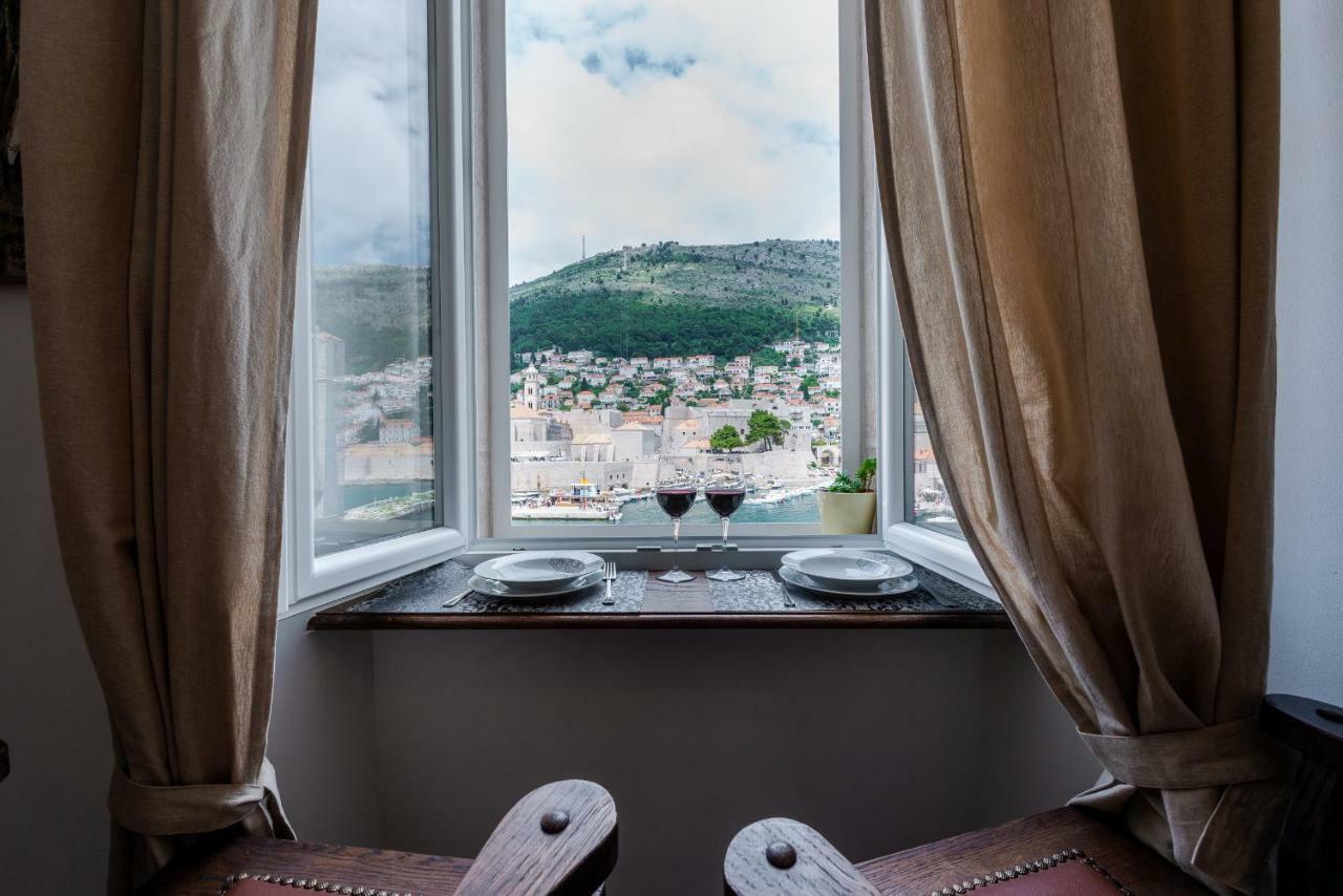 Brand New With Old Port View- Mala Vrata Apartament