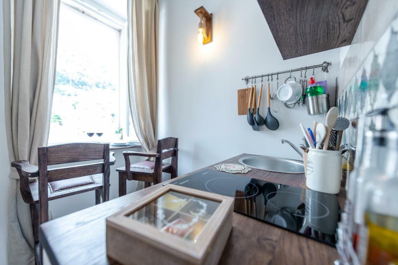 Apartma Brand New With Old Port View- Mala Vrata